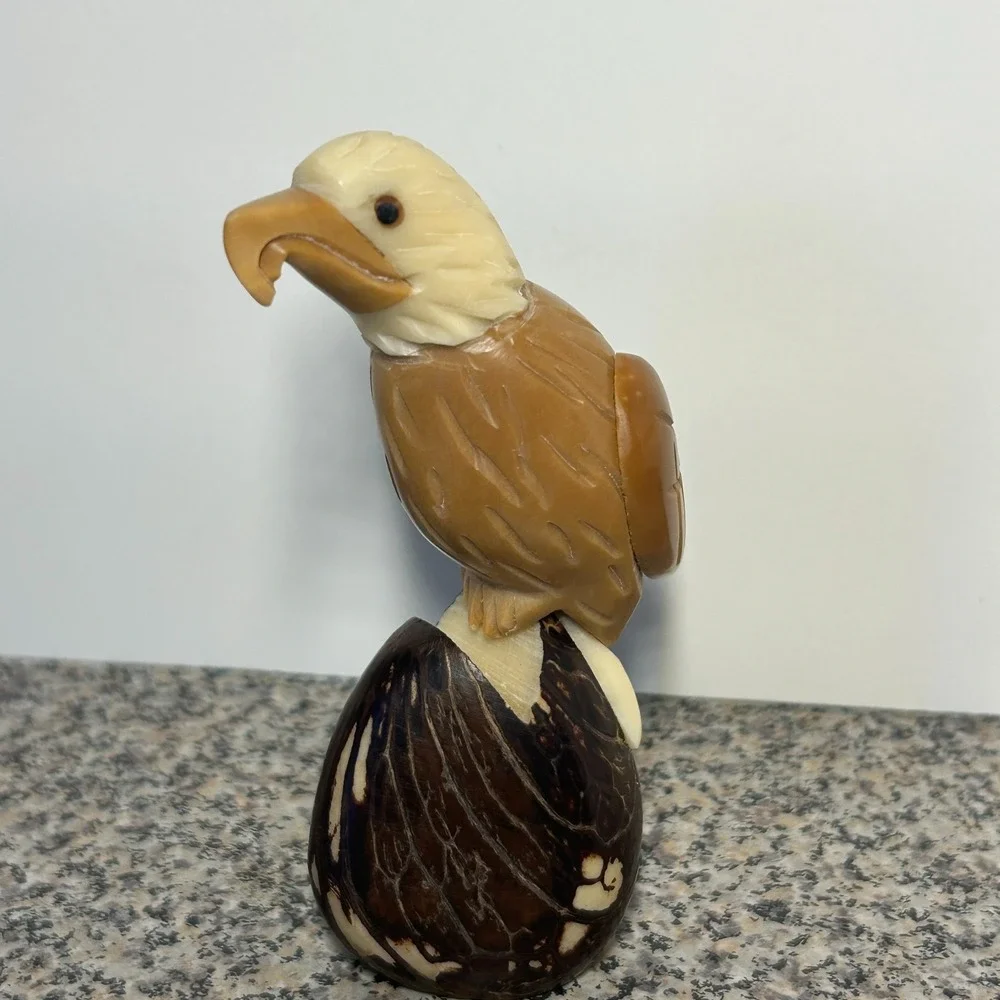 Tagua Nut Vegetable Ivory Bird Carving‎ Eagle Figurine 4